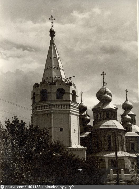 Колокольня и собор